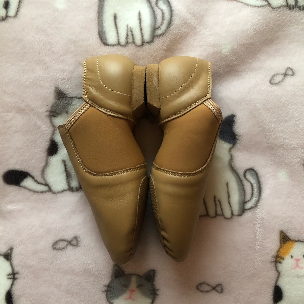 brand new balera dance shoes